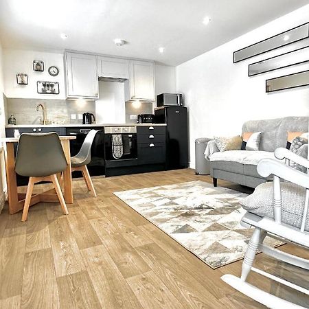 Central, Stylish - 2 Bed Property, The Stable @ Warrenfield, Free Wifi & Parking Orkney Kültér fotó